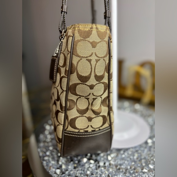 Coach 2006 vintage Signature tote shoulder handbags EUC - Picture 7 of 14